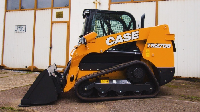 Мини-погрузчик Case TR270b