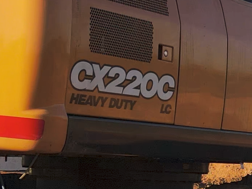 Название CASE CX220C LC-HD
